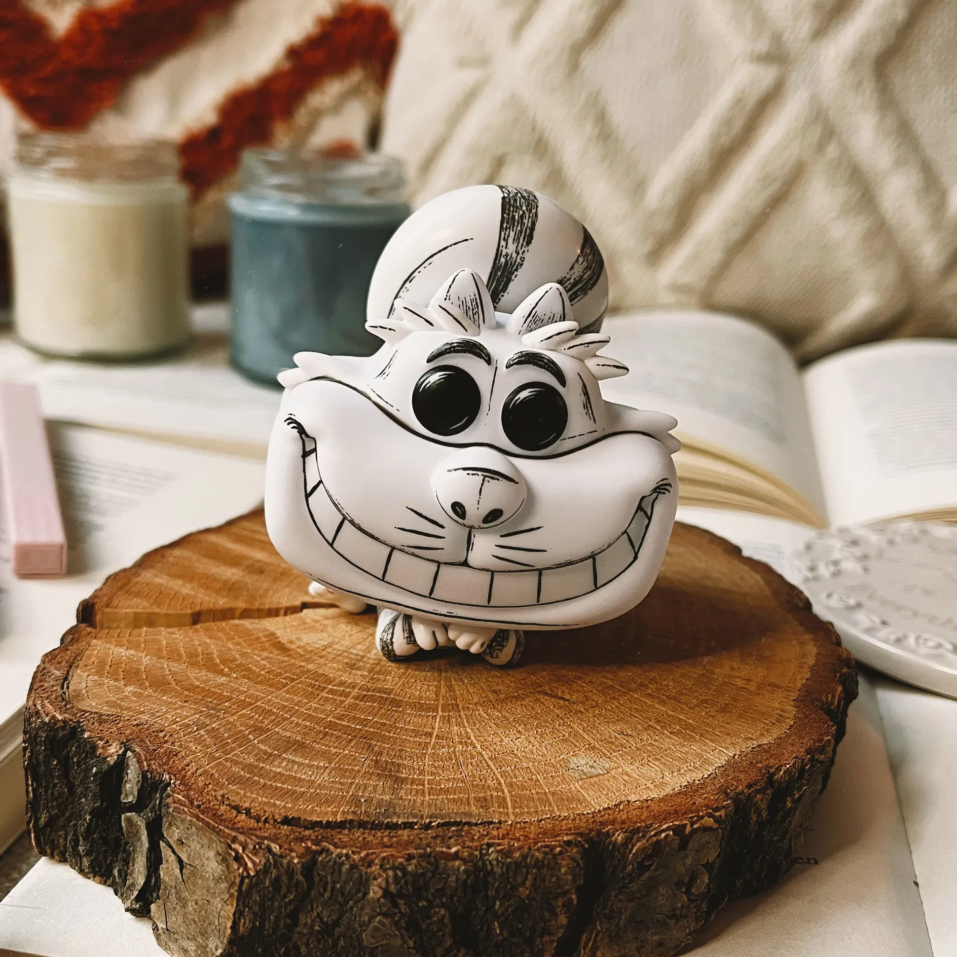 Alice in Wonderland - Cheshire Cat Sketched Funko Pop! Figuur