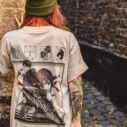 Attack on Titan - Groep Oversize T-shirt beige