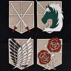 Attack on Titan - Militaire Divisies Schilden T-shirt zwart