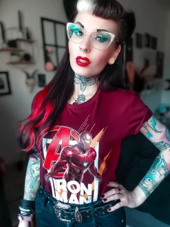 Avengers - Iron Man Fly T-Shirt rood