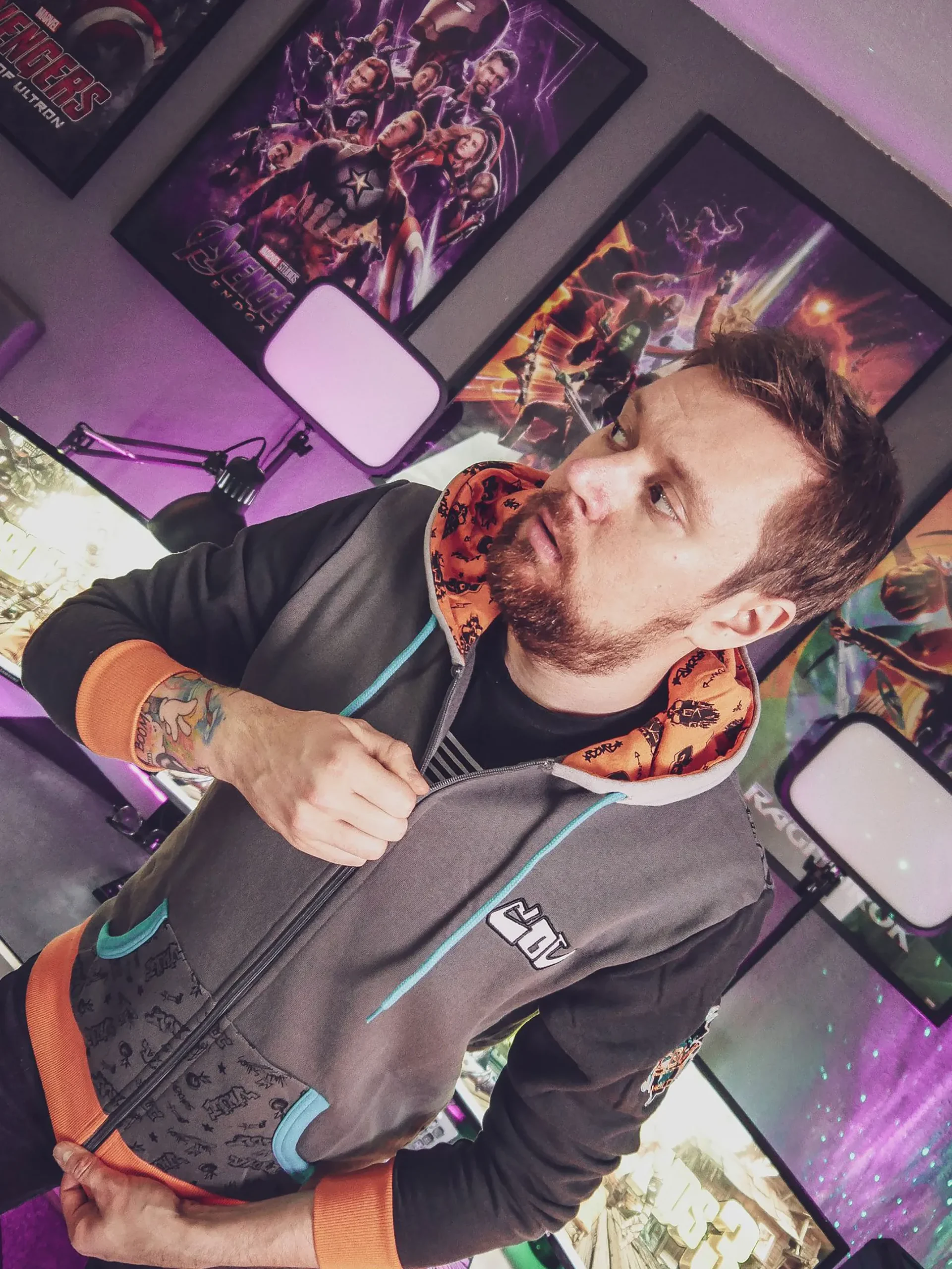 Borderlands 3 - Vault Style Hoodie