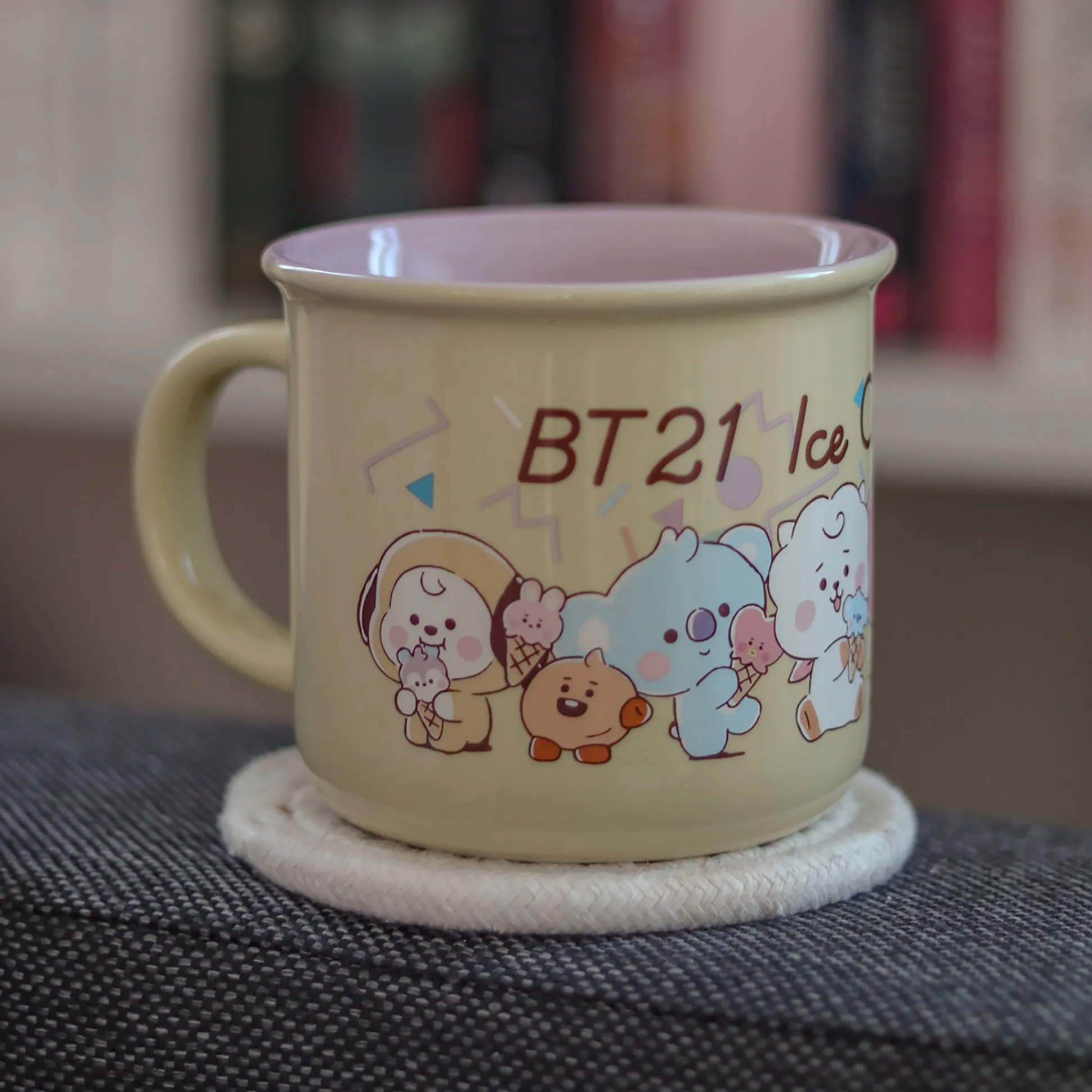 BT21 - Ijs Tasse