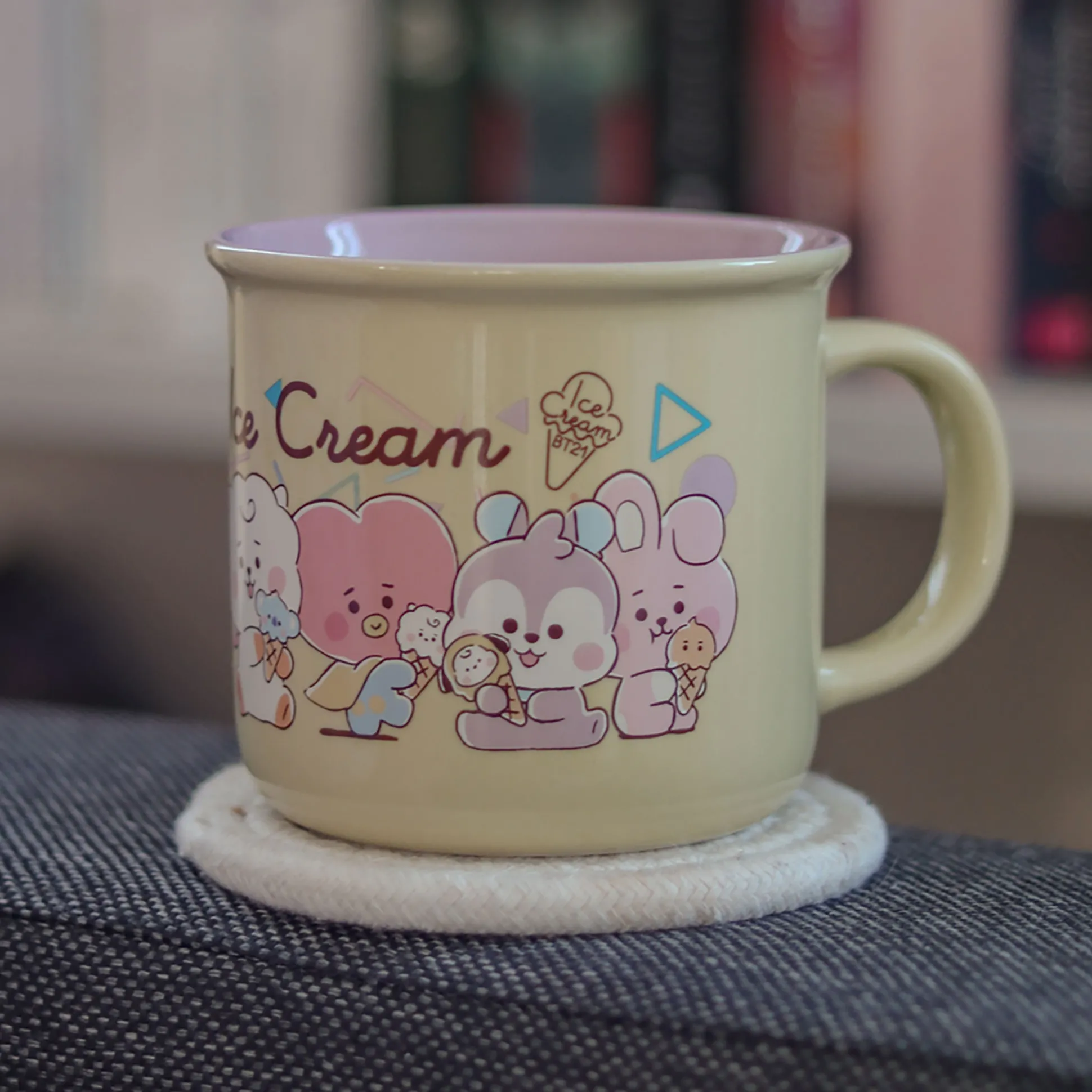 BT21 - Ijs Tasse
