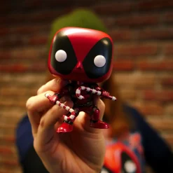 Deadpool Kerst T-shirt met Funko Pop Figuur
