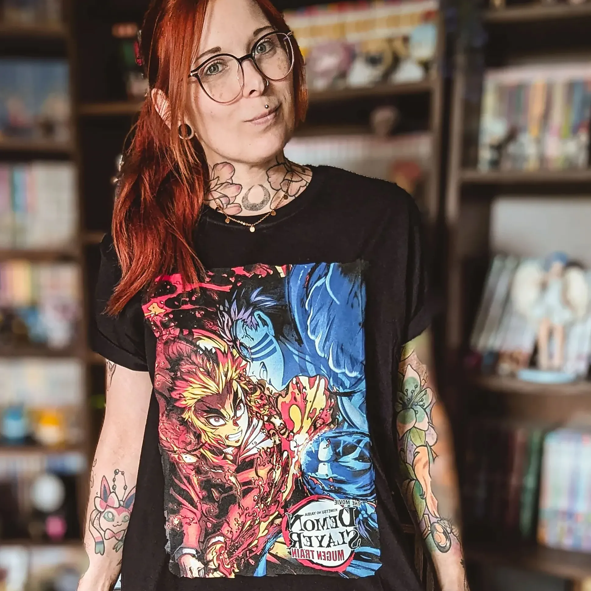 Demon Slayer - Rengoku vs. Akaza T-Shirt Zwart