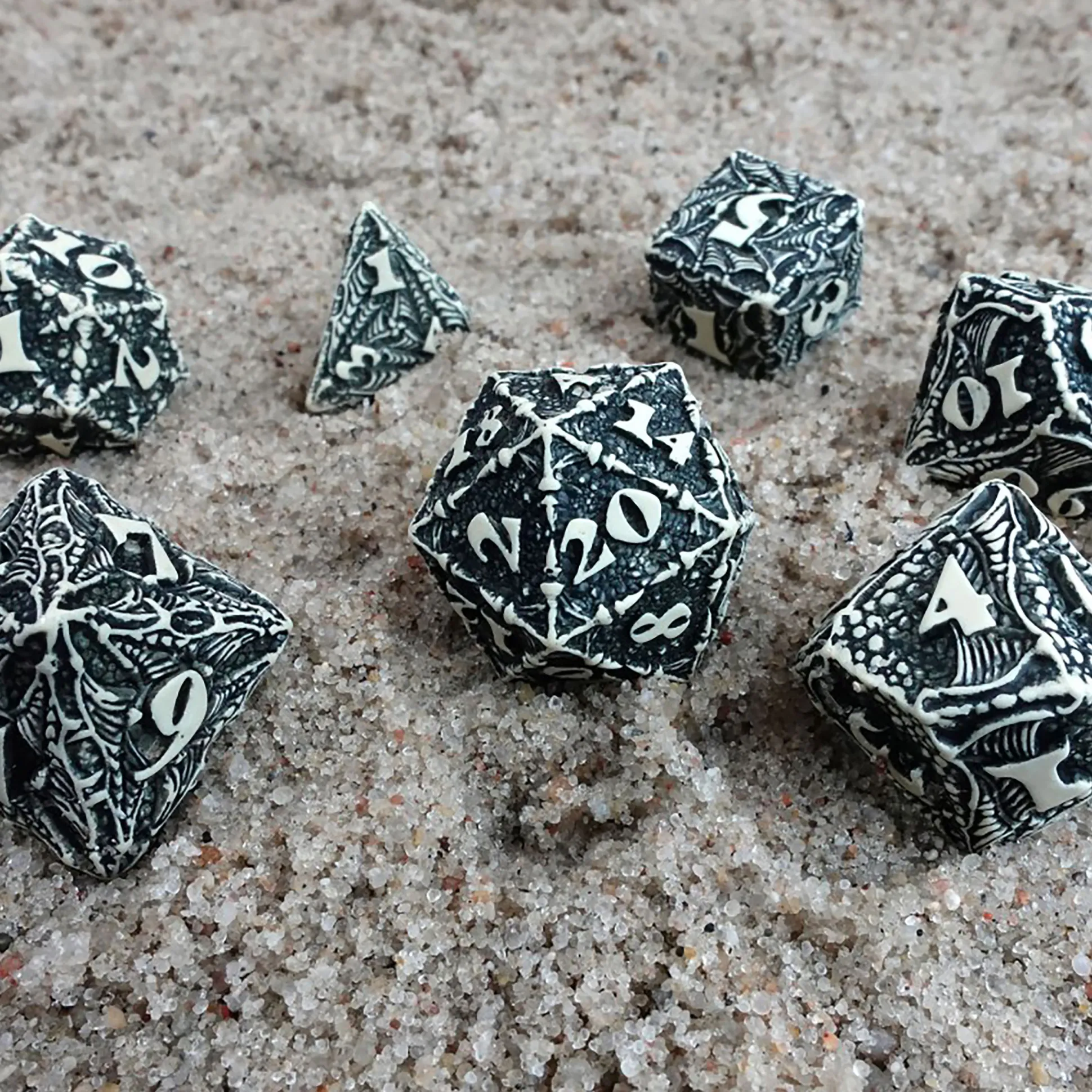 Dracopolis - De Scandinavische Blackfang Dobbelsteen Set 7-delig