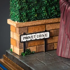 Harry Potter - Dumbledore Privet Drive Diorama Figuur met Licht