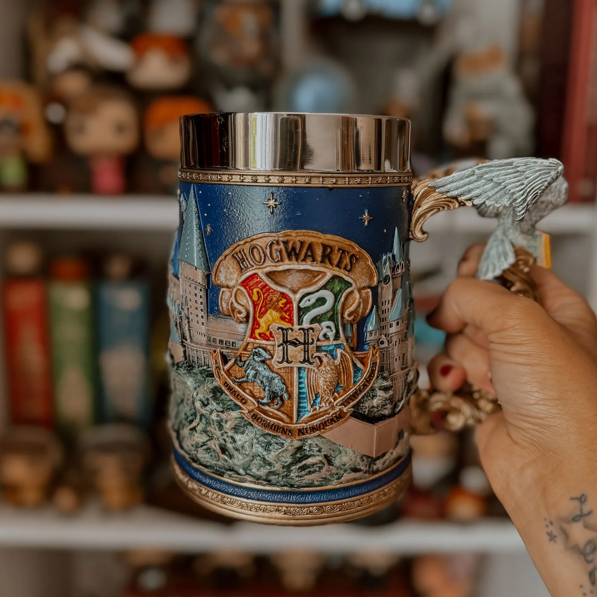 Harry Potter - Hogwarts Logo Mok deluxe