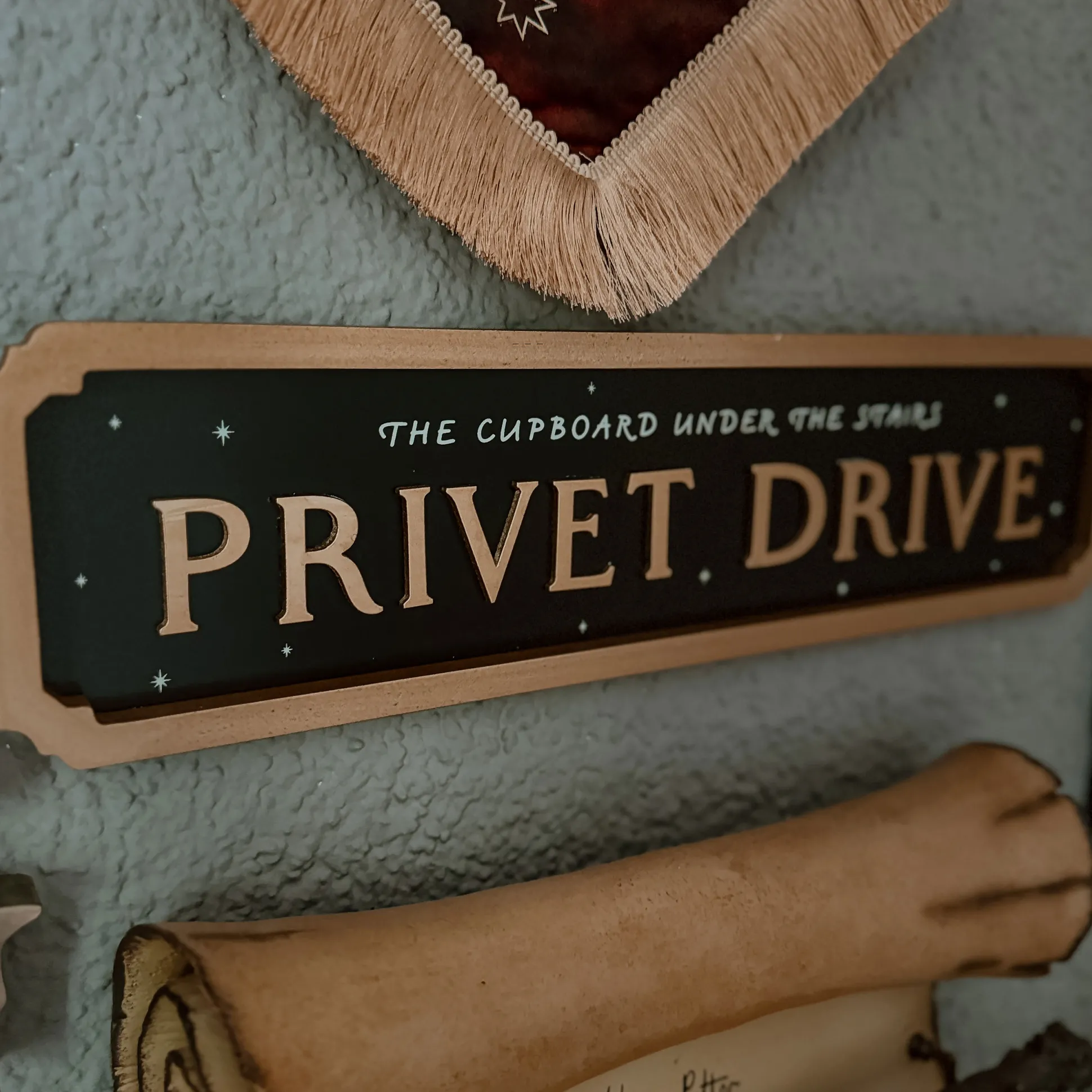 Harry Potter - Privet Drive Glow in the Dark Houten Wanddecoratie