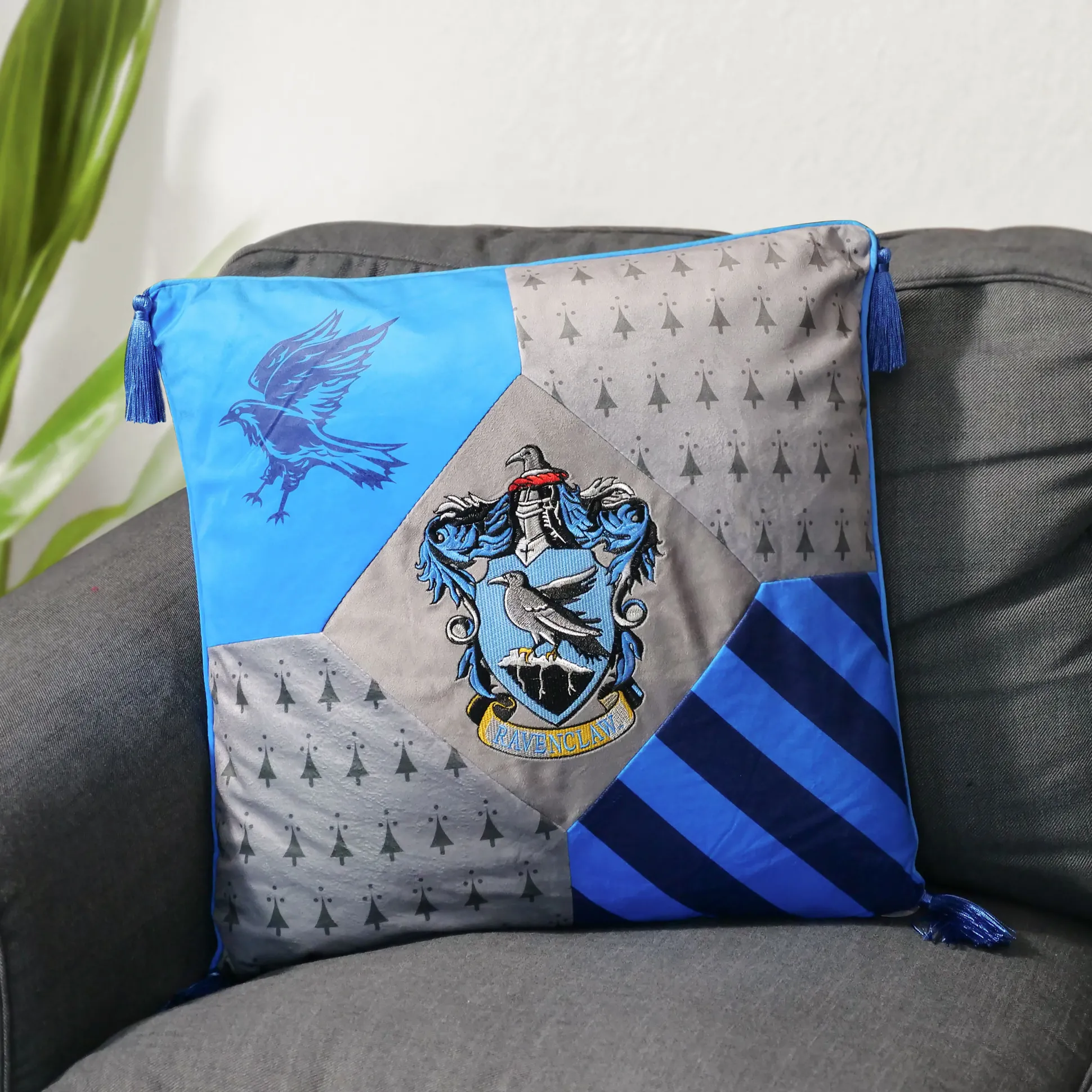Harry Potter - Ravenklauw Deluxe Kussen met Kwasten