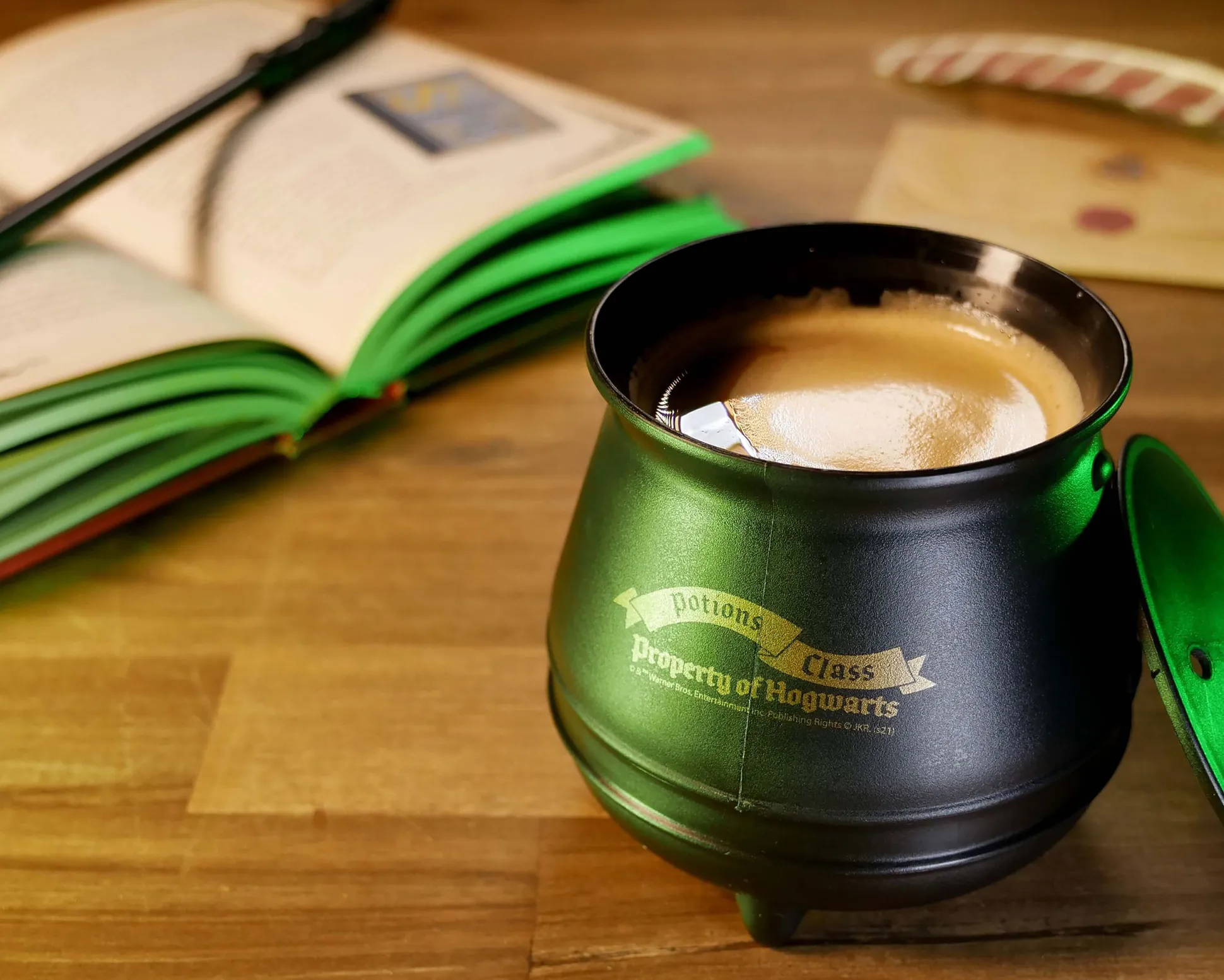 Harry Potter - Toverketel Mok met Roerfunctie en Deksel