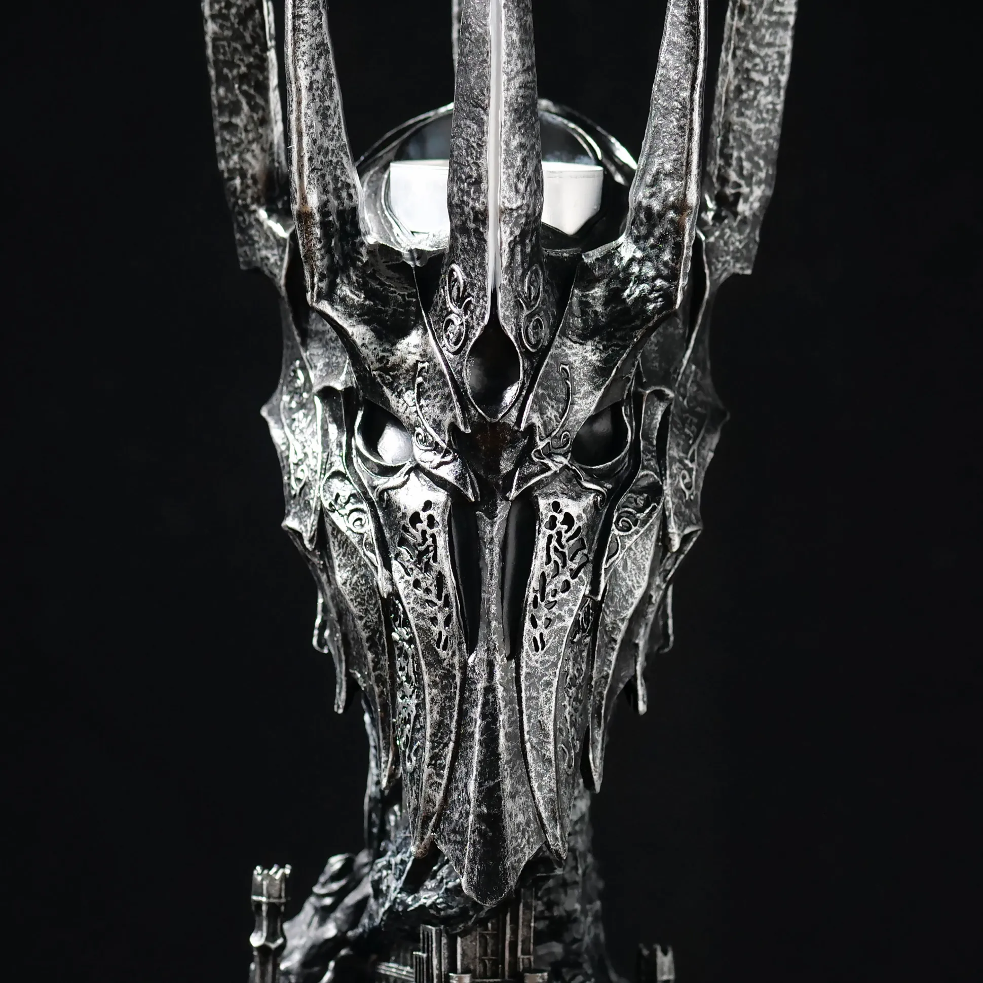 Heer der Ringen - Sauron Deluxe Kandelaar