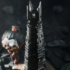In de Ban van de Ring - Lurtz met Orthanc Funko Pop! Figuur