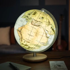 In de Ban van de Ring - Midden-aarde Globe met Licht 30cm