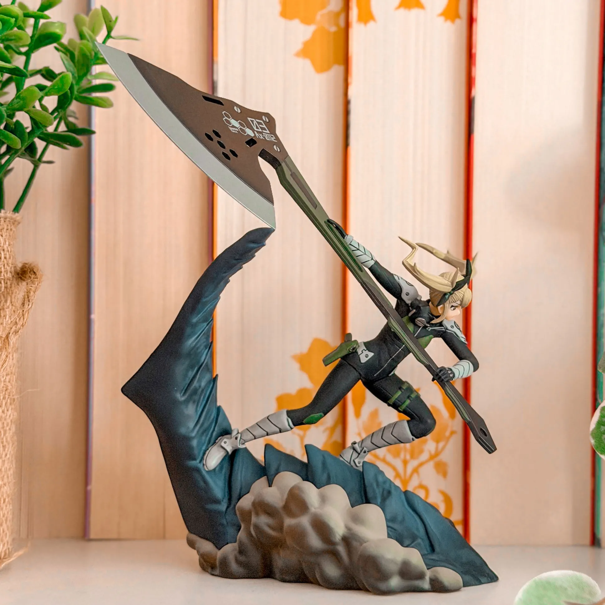 Kaiju No. 8 - Kikoru Shinomiya dioramafiguur