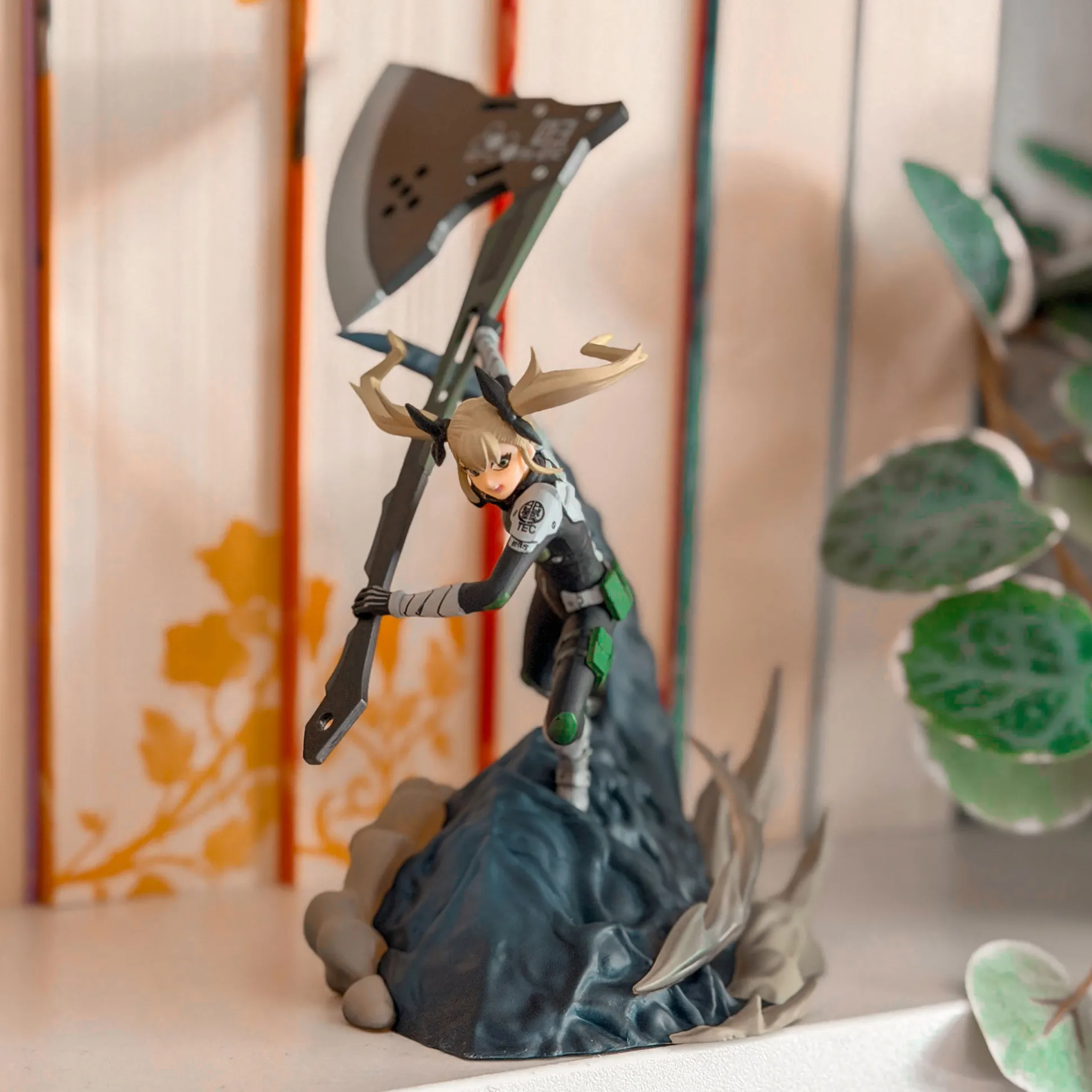 Kaiju No. 8 - Kikoru Shinomiya dioramafiguur