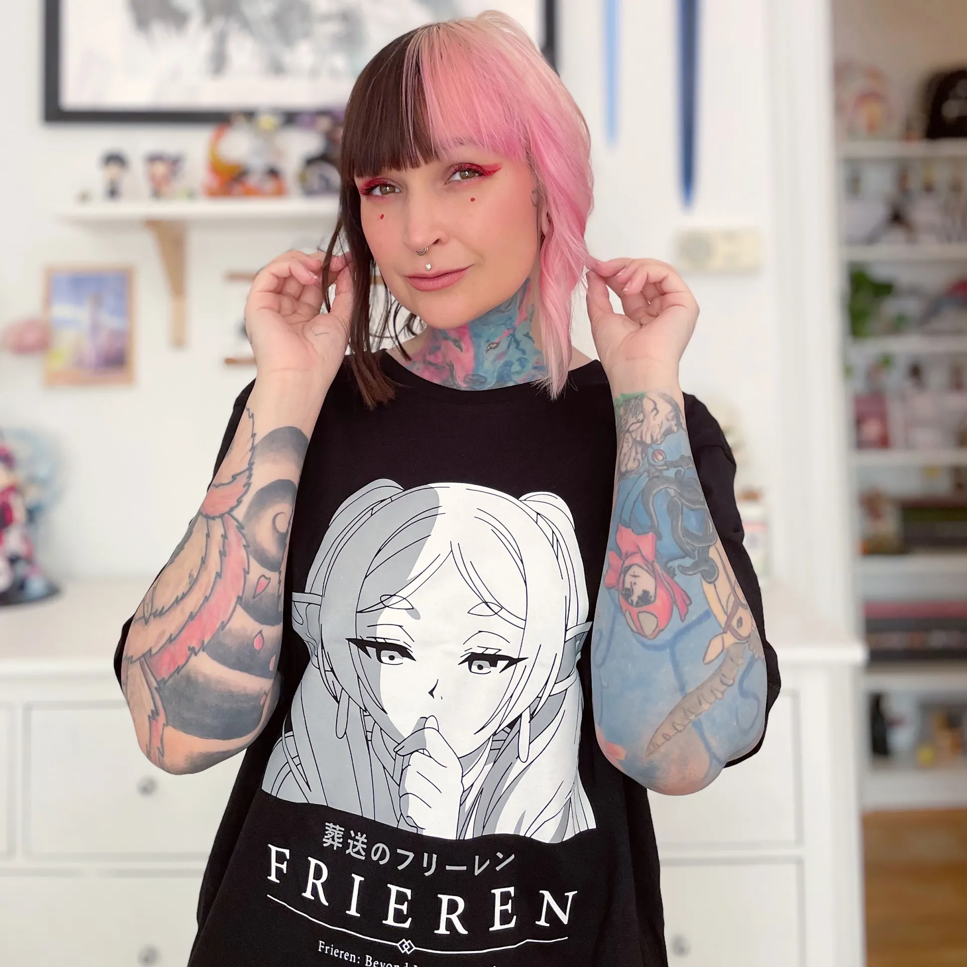 Karakter T-shirt voor Frieren fans zwart