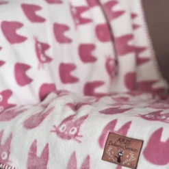 Kiki’s Delivery Service - Jiji Silhouet Fleece deken met Teddyvoering