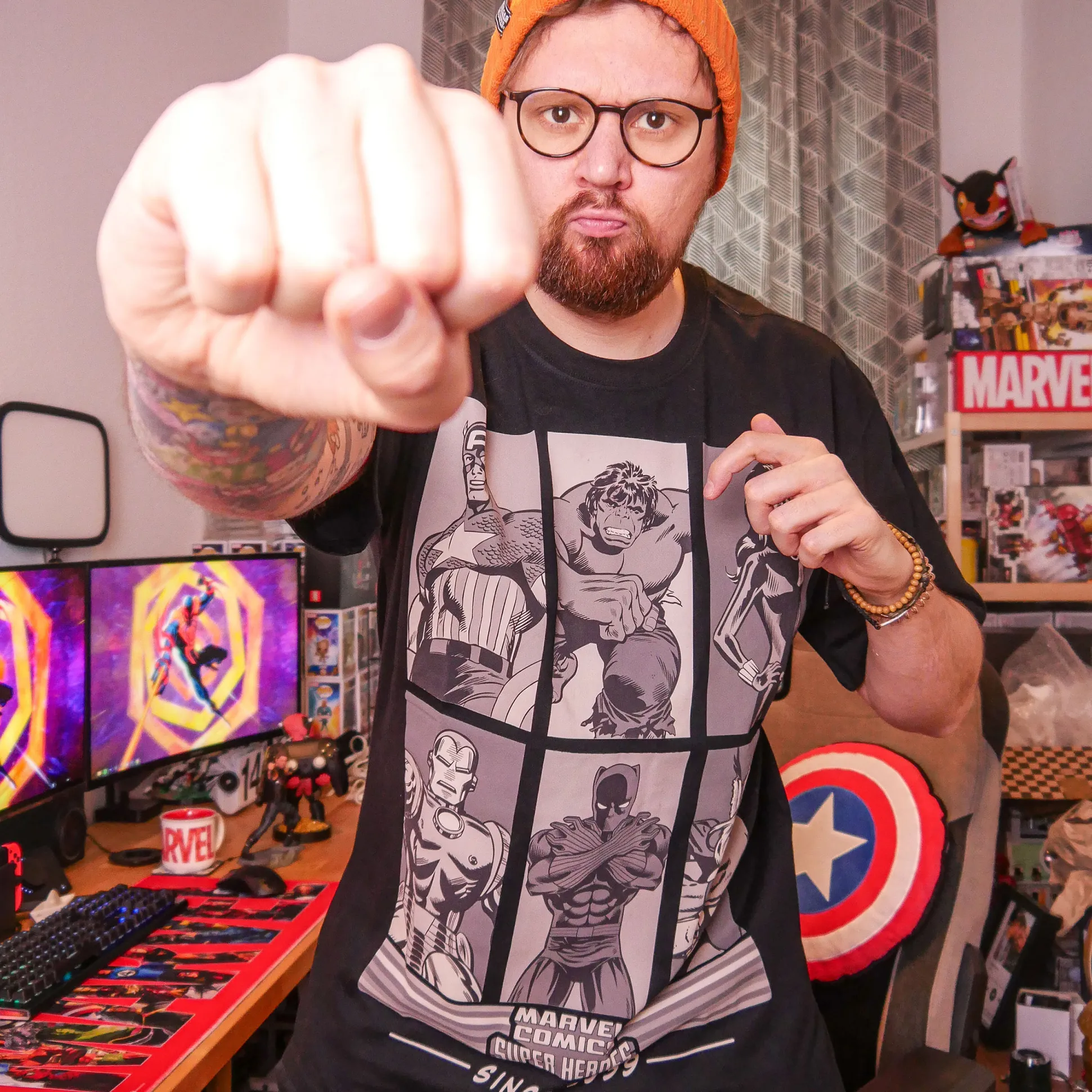 Marvel Comics - Super Heroes Since 1939 Oversize T-Shirt Zwart