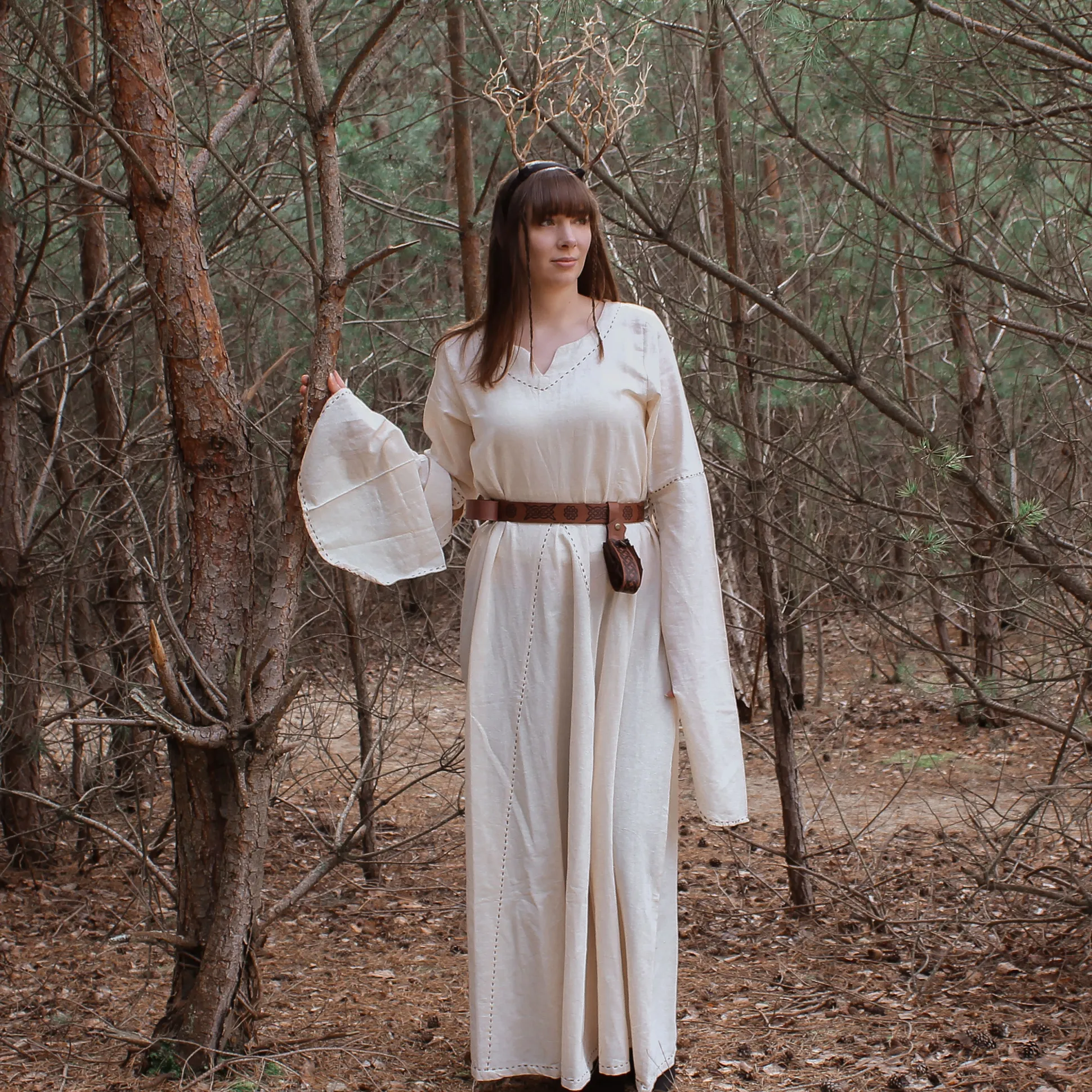 Middeleeuwse Jurk Begina Beige