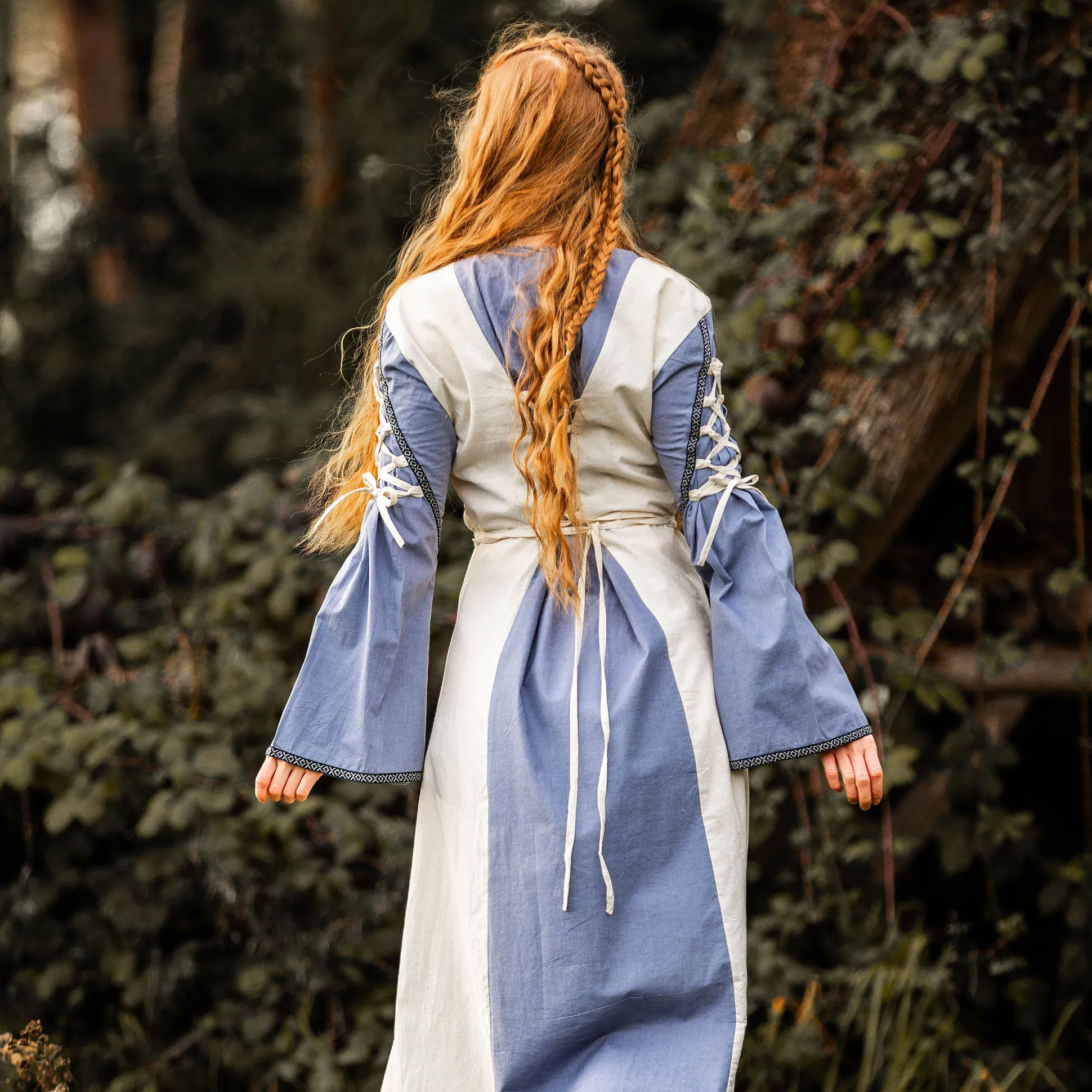 Middeleeuwse jurk met vetersluiting blauw-naturel