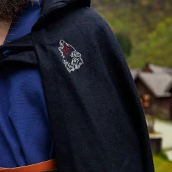 Middeleeuwse mantel Alpha met wolvenborduursel zwart