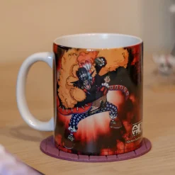 One Piece - Trafalgar D. Law vs. Blackbeard Mok