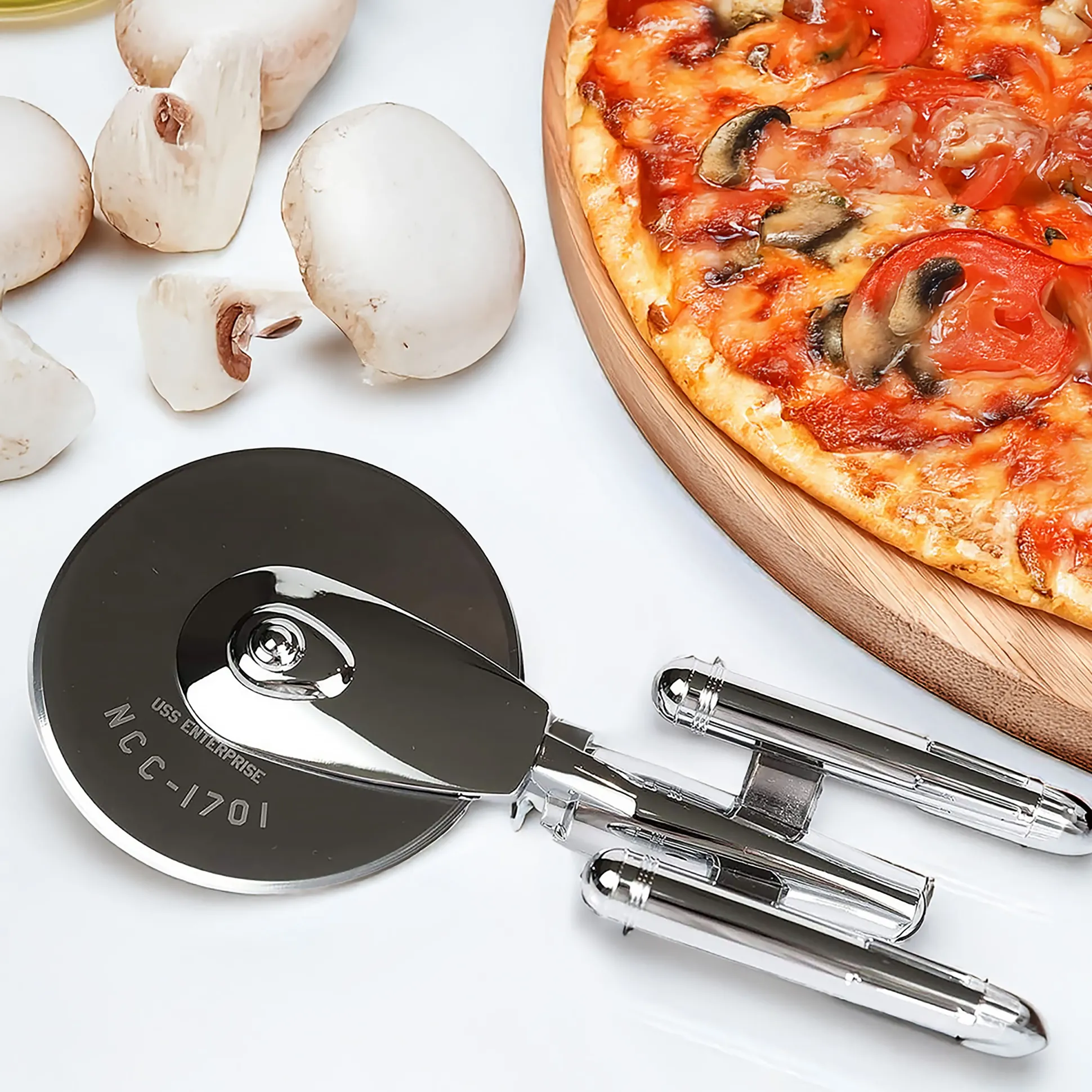 Star Trek - USS Enterprise NCC-1701 Pizzasnijder