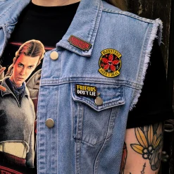 Stranger Things - Friends Pins set van 3