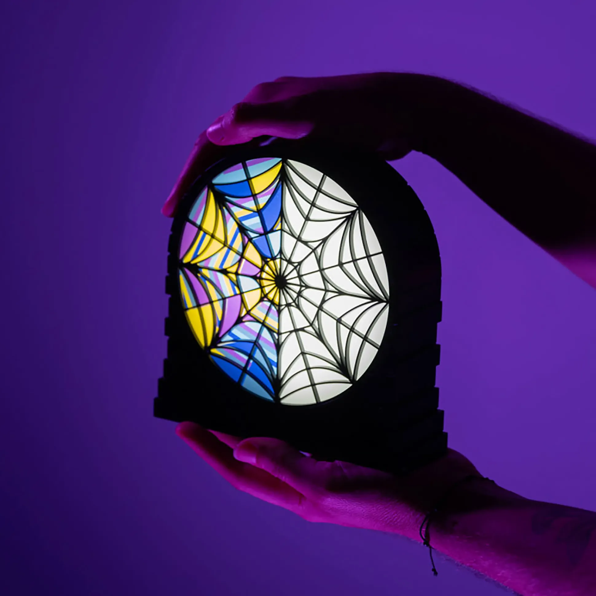 Wednesday - Nevermore Raamlamp