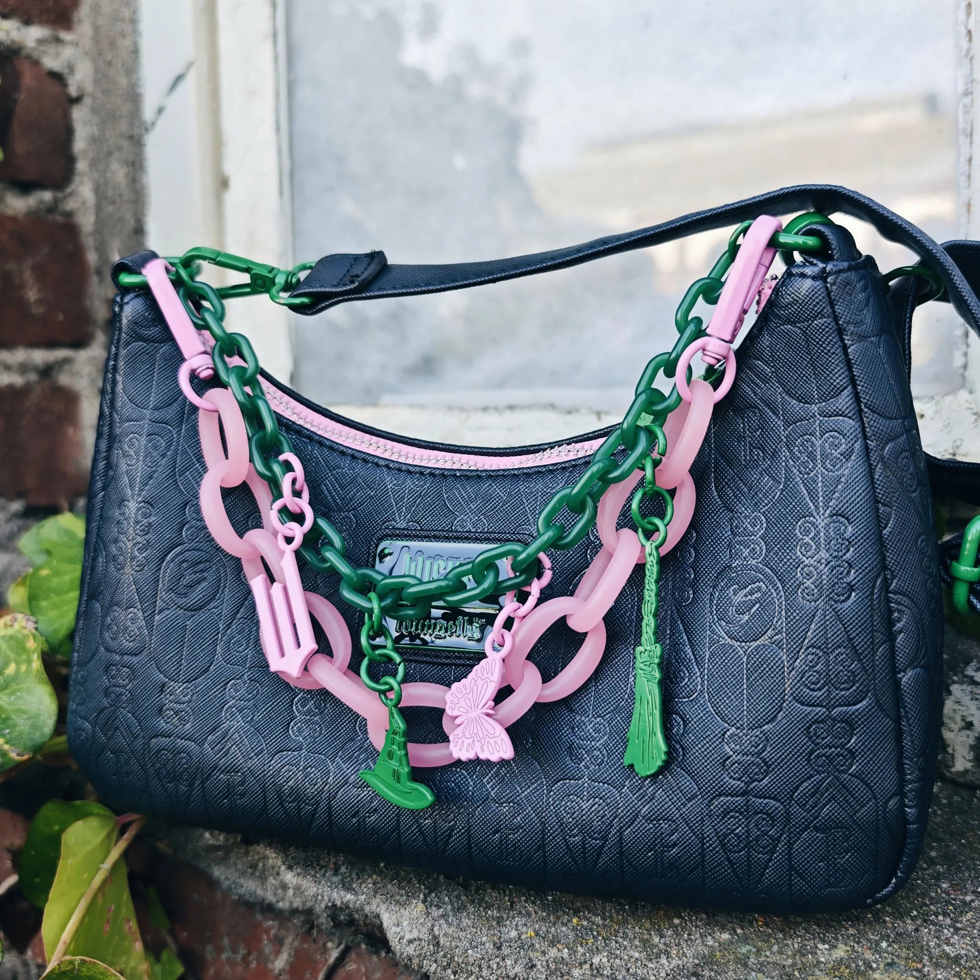 Wicked - Crossbodytas met charms